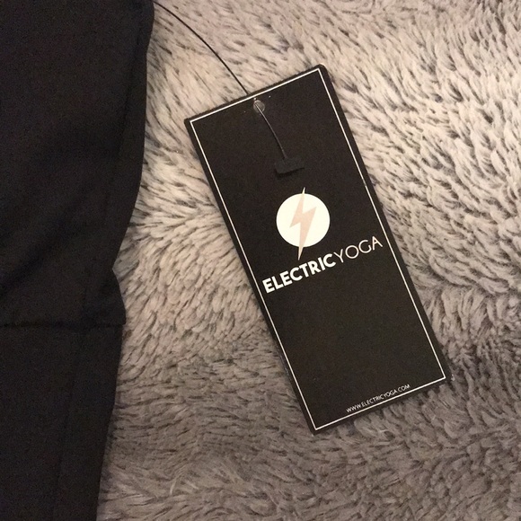 COPY - Black Electric Yoga Top - Picture 3 of 4